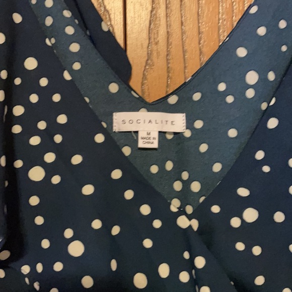 Socialite Wrap Dress - Picture 2 of 3